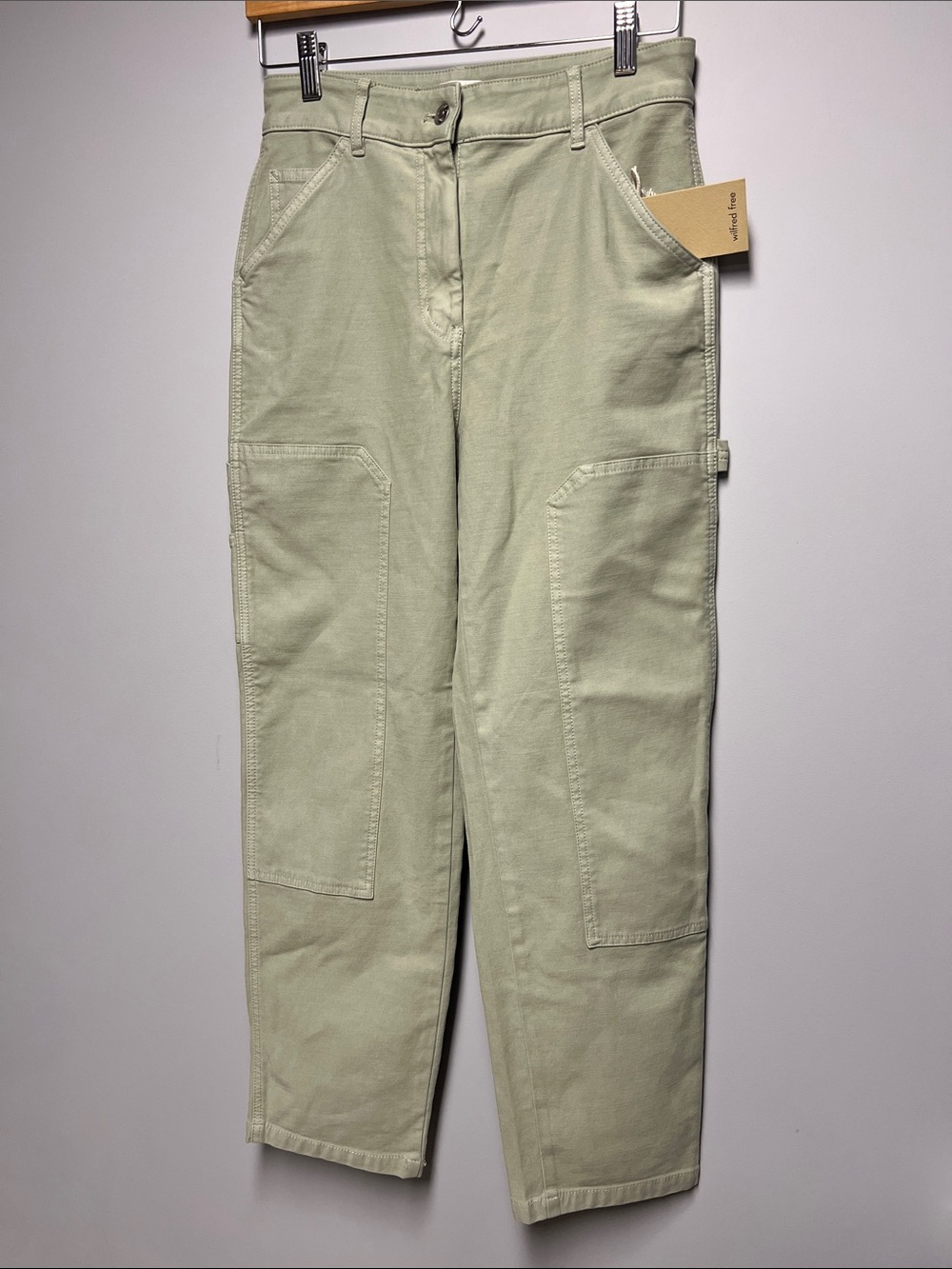 Aritzia Light Sage Straight-Leg Cargo Pants